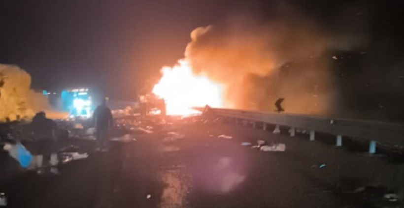 Un muerto dejó choque de camiones y posterior incendio de uno de los vehículos en ruta cerca de Caldera