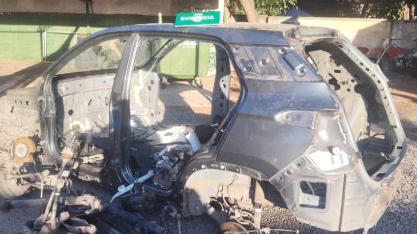 Descubren desarmaduría ilegal en sector rural de Catemu: hay un detenido