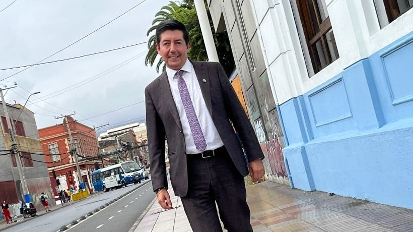 Contraloría acredita responsabilidad administrativa del exalcalde Jonathan Velásquez y seis funcionarios por chats de “Plan 9 pappers”