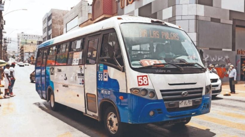 Mayor frecuencia de máquinas y gratuidad rural: así operará el transporte público en Antofagasta para las elecciones