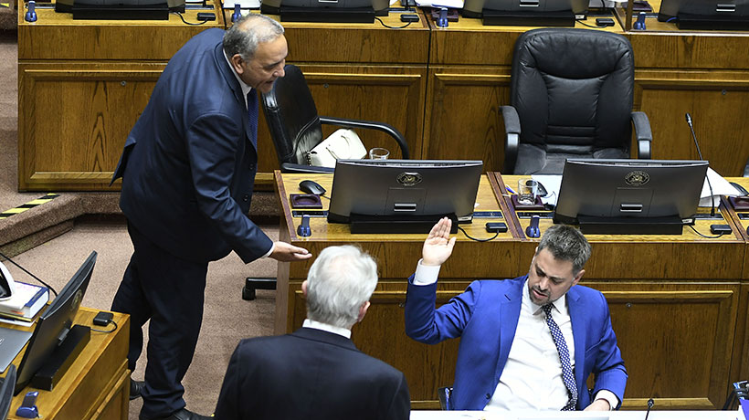 Manouchehri habría ingresado denuncia contra Espinoza por amenazas: “Lo golpearía afuera…”