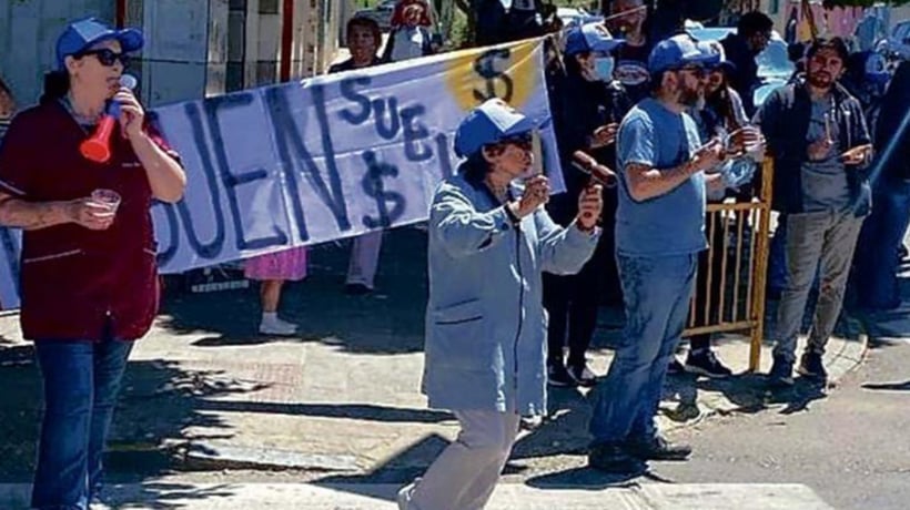 Les pagaron a los profesores, pero sigue el paro en Colegio Particular de Cartagena