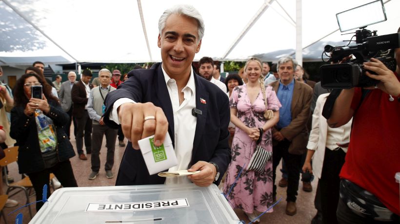 ME-O votó en Providencia: “No se dejen manipular, llegar aquí es un acto de resistencia”