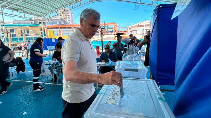 Alcalde de Iquique: &quot;Esperámos sentarnos con el nuevo Gobierno que asuma como región, independiente de los colores políticos&quot;