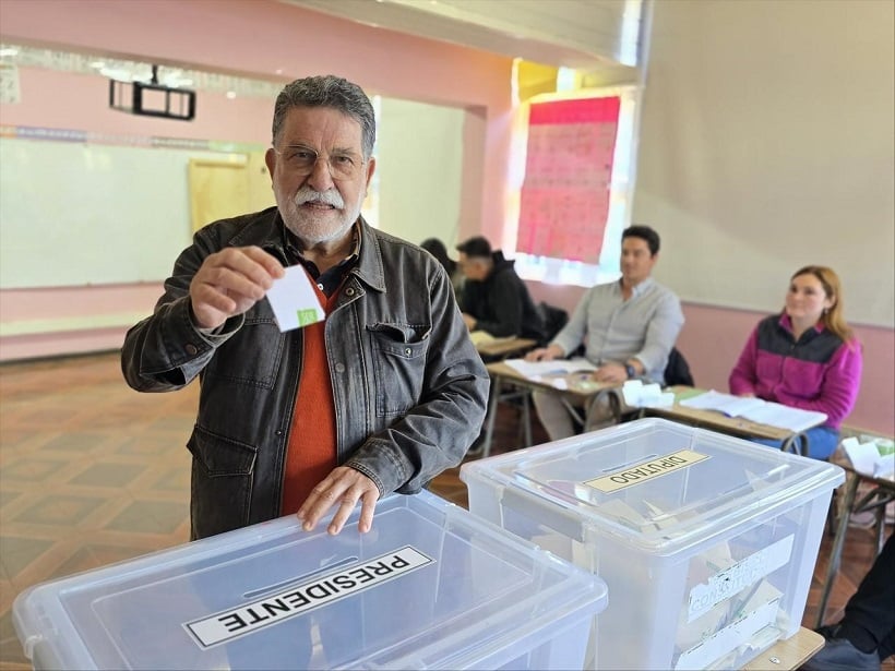 Gobernador Cuvertino: “La democracia es un valor esencial para nuestro país y hay que cuidarla”