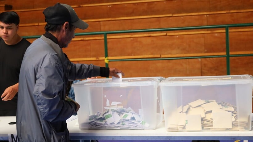 Presidenciales 2025: cierran mesas a nivel nacional y comienza el conteo de votos