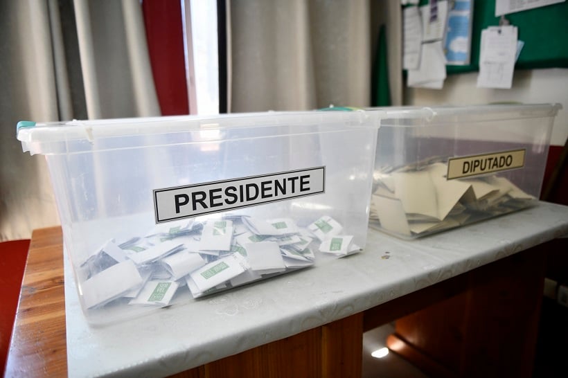 Los Ríos: José Antonio Kast y Jeannette Jara lideran resultados