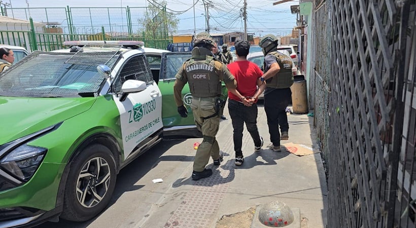 Dos hermanos lideraban banda dedicada al robo violento de vehículos en Arica