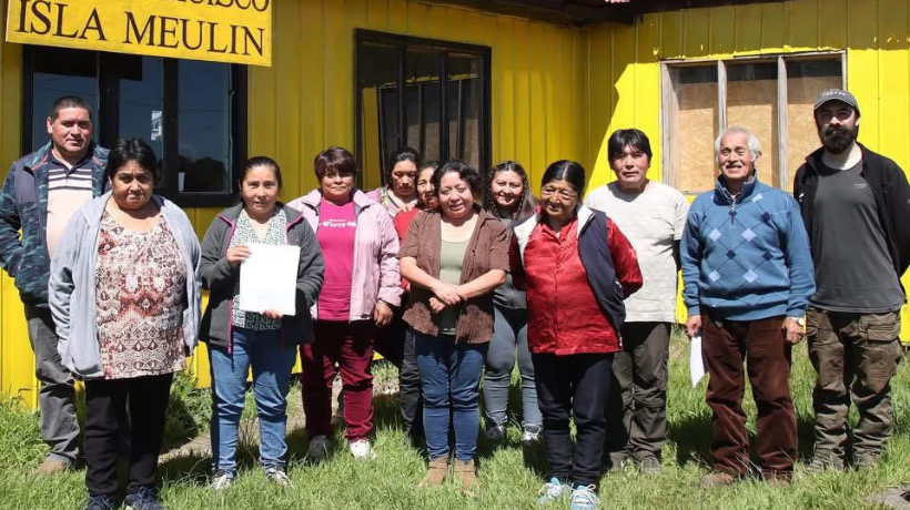 Organizaciones de isla Meulín firman acuerdo para administrar su espacio costero y marino