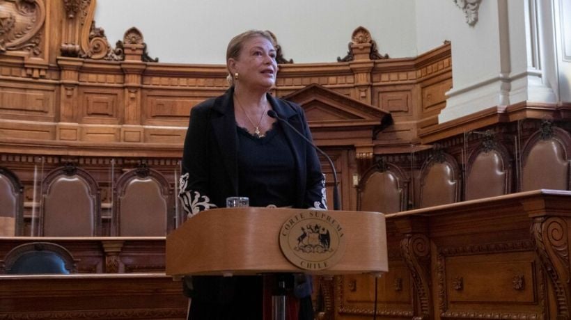 Caso &quot;Muñeca Bielorrusa&quot;: Codelco se querelló contra Vivanco y su pareja