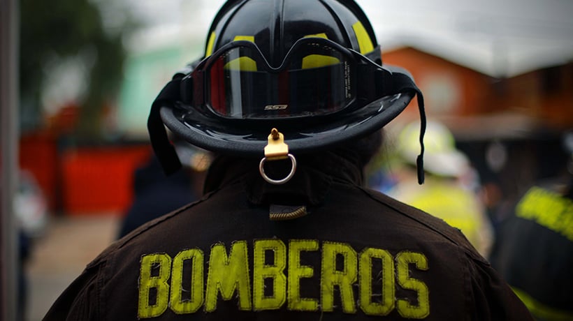 Una persona muerta y otra herida de gravedad dejó incendio estructural en Quillota