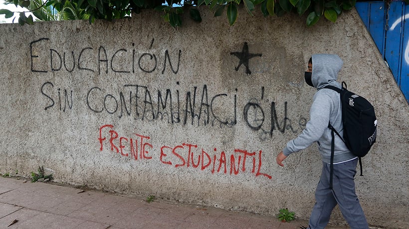 Habitantes de Quintero denunciaron fuerte &quot;olor a gas&quot; en el aire