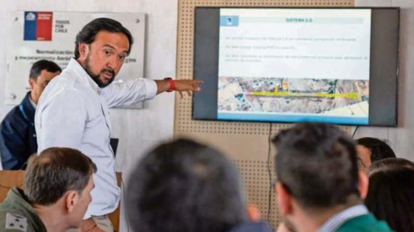 Evalúan requerimientos técnicos para futuros vuelos comerciales en Ñuble