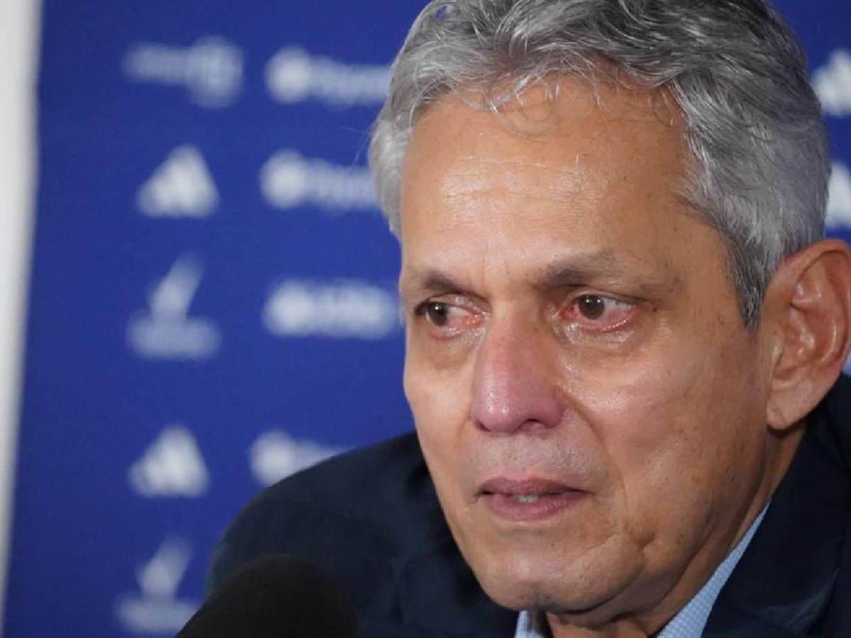 [VIDEO] Reinaldo Rueda rompió en llanto tras quedar fuera del mundial con Honduras: &quot;Es un momento duro&quot;