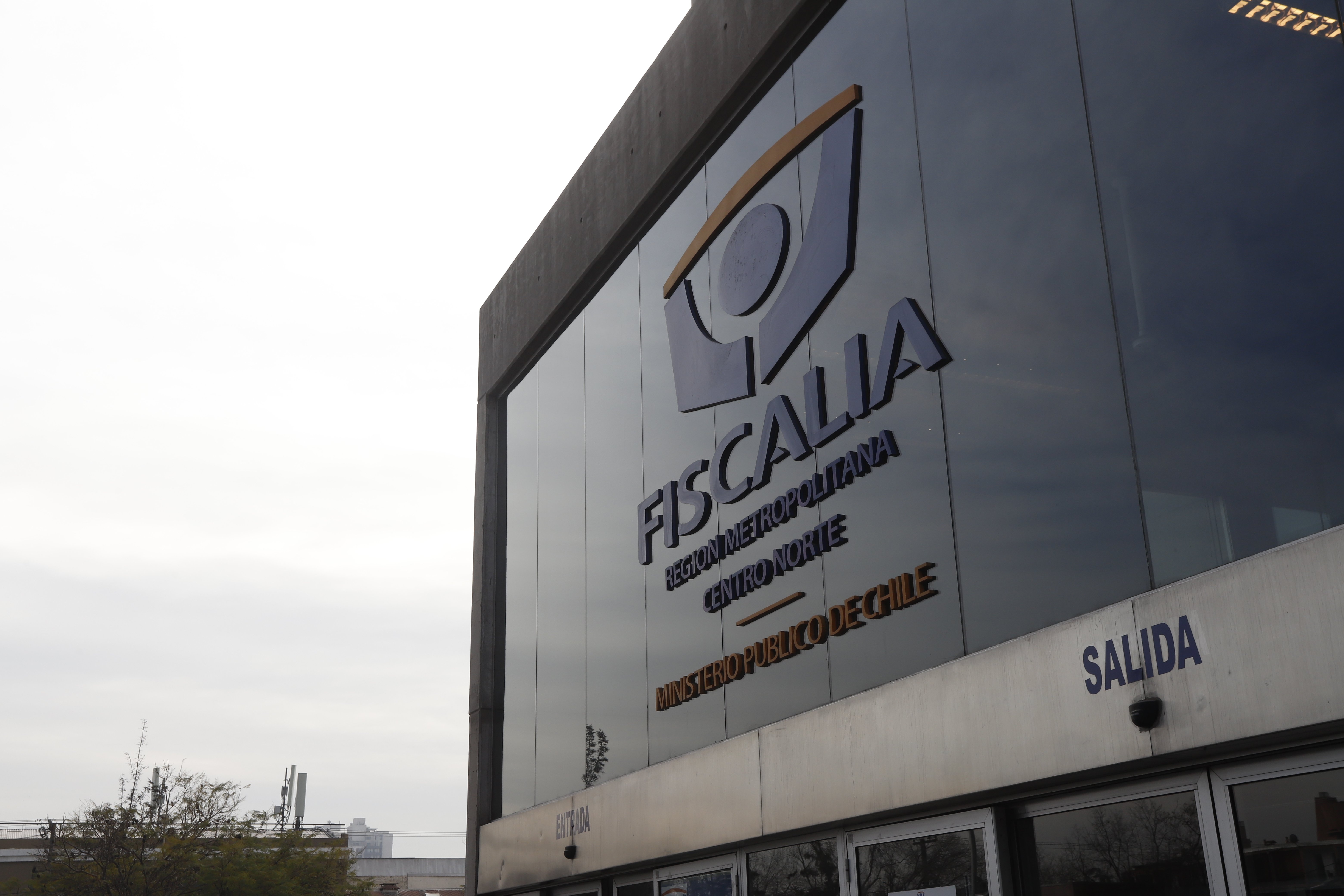 Tras denuncia: Fiscalía investiga intento de ataque a líder opositor de Nicolás Maduro en Chile