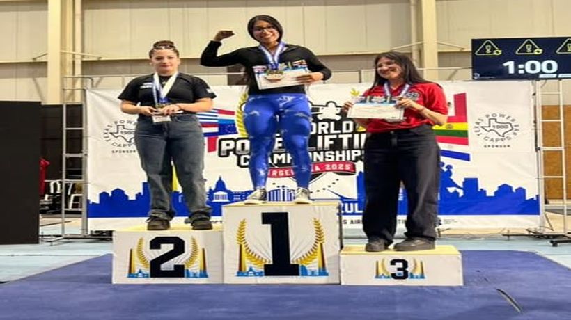 Entregan reconocimiento a hospiciana campeona mundial de powerlifting María Fernanda Palomino