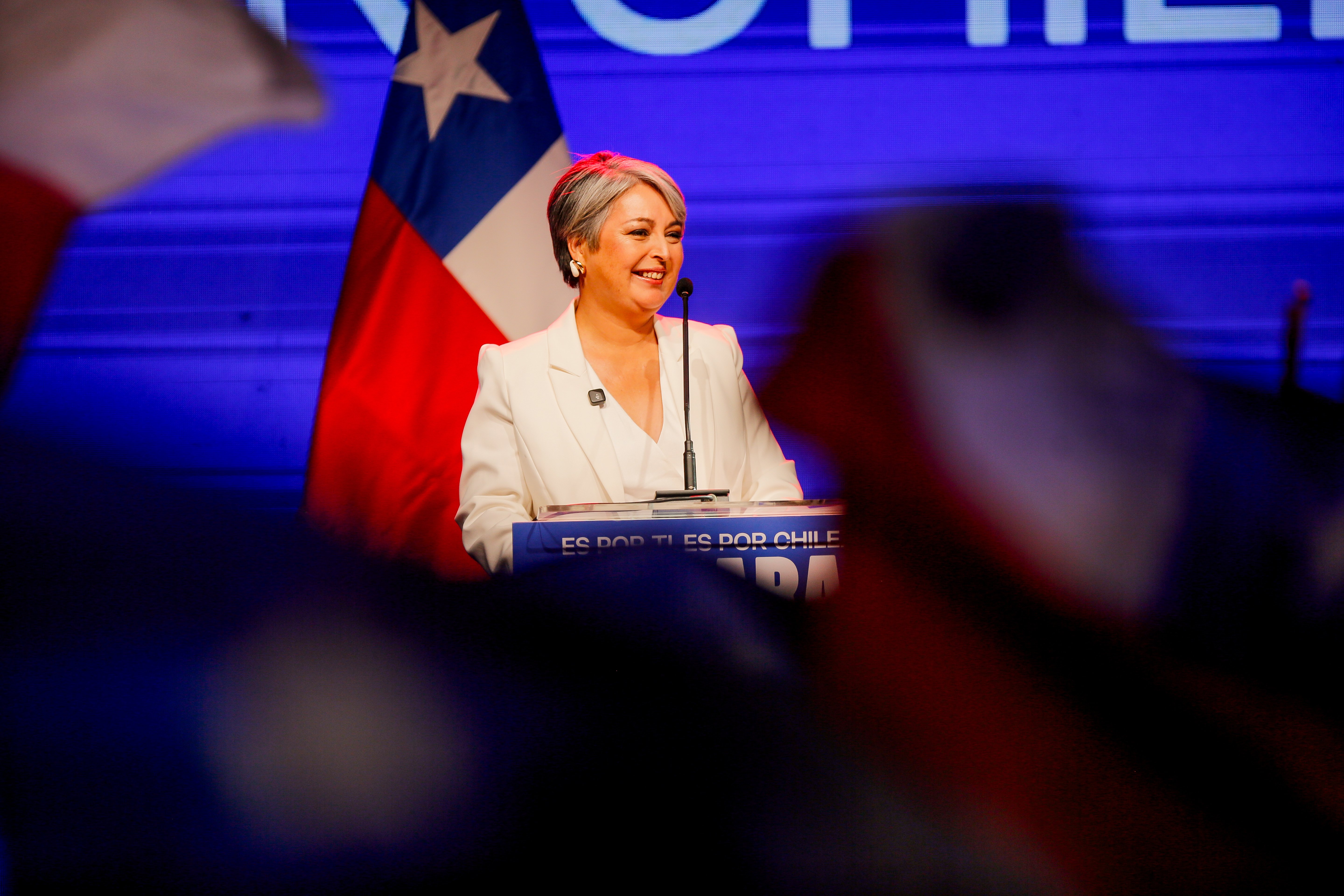 Desde el comando de Jara interpelan a Kast por debate televisivo: ¿Irá a atreverse?