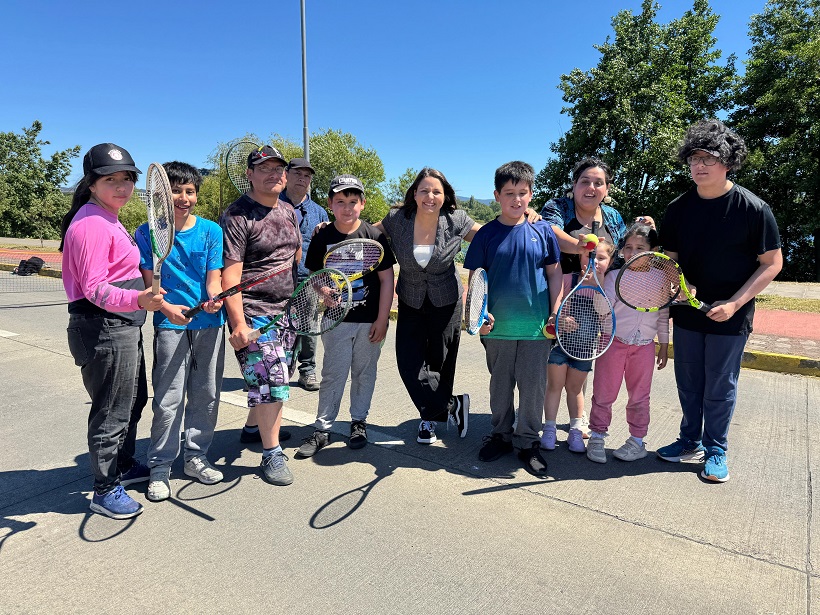 Cerca de 200 niños y adolescentes participaron de las Escuelas Deportivas Municipales en Valdivia