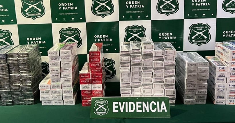 OS7 Arica detuvo a conductor y auxiliar de bus por contrabando de cigarrillos