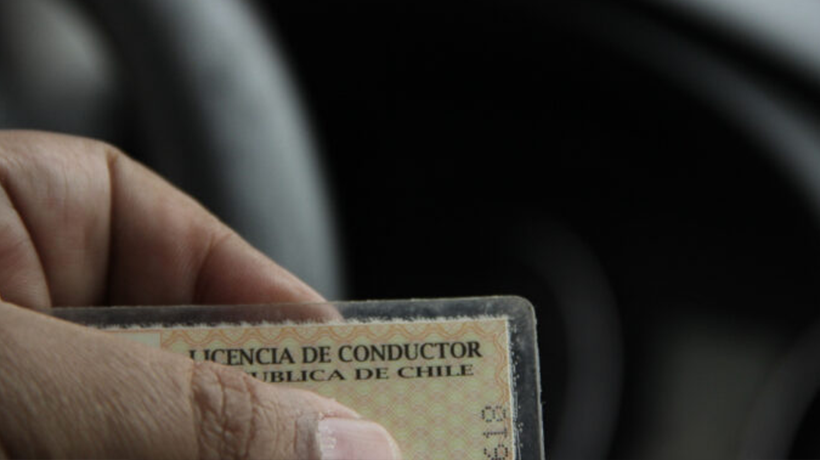 Cámara despacha al Senado proyecto que restringe licencias de conducir a deudores de alimentos