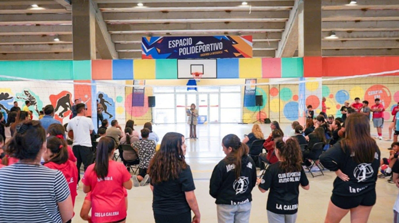 La Calera estrenó moderno polideportivo y eleva el nivel del deporte local