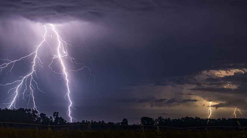 DMC emite aviso por probables tormentas eléctricas para mañana en la Región de Valparaíso