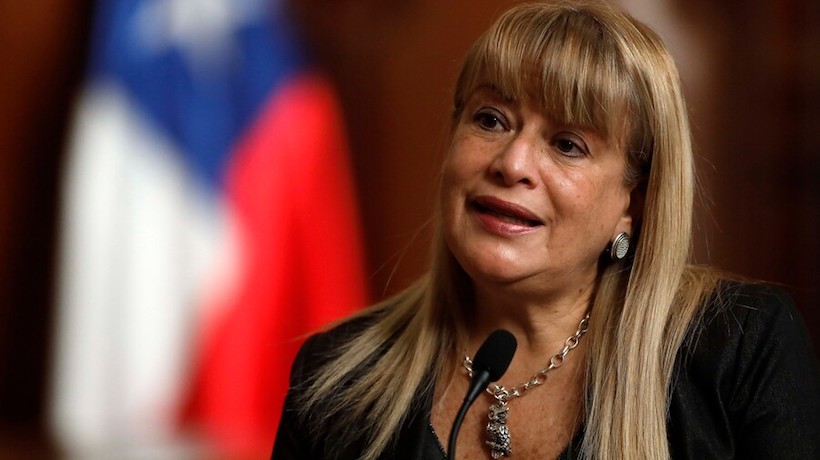 CDE ampliará querella contra exministra Vivanco en caso Muñeca Bielorrusa