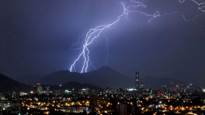 Declaran alerta preventiva por tormentas eléctricas en la cordillera de Antofagasta
