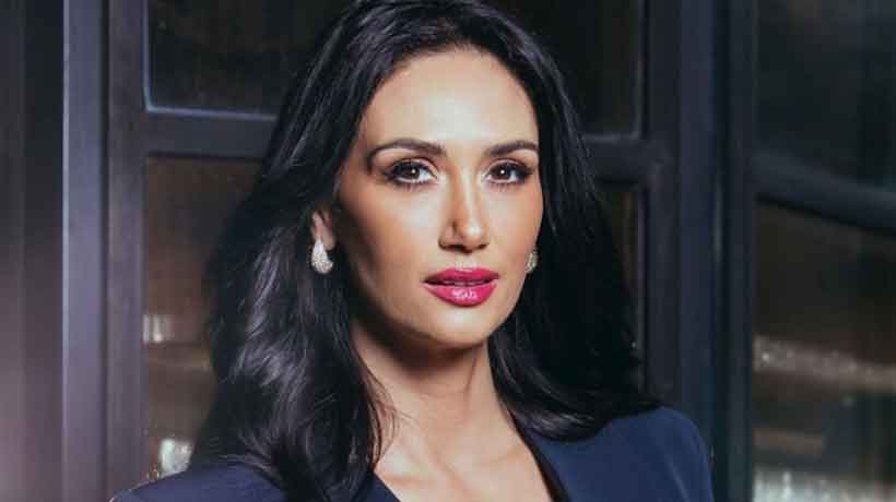 Pamela Díaz reveló compleja experiencia con hombre “pasadito de copa” en avión: le quitó su celular