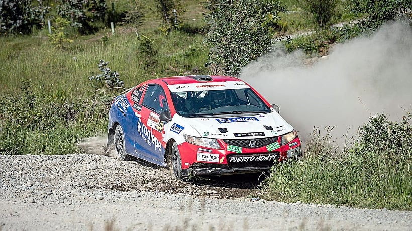 Penúltima fecha del Rally Avosur reunió a 26 tripulaciones en Puerto Montt y Calbuco