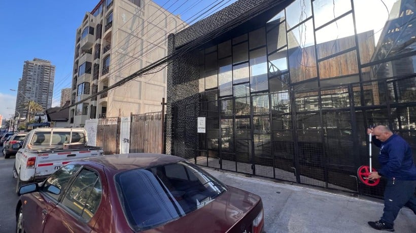 Patente de alcoholes para restaurante en Av. Brasil queda aprobada por “aceptación tácita”