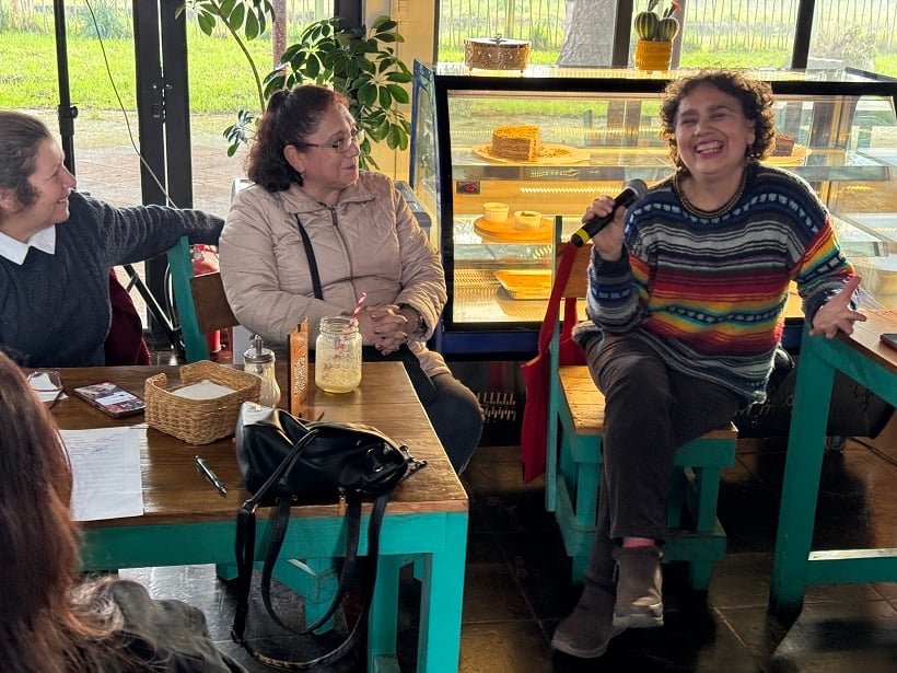 Exposición de ilustraciones sobre historias del ferrocarril en Paillaco busca potenciar el turismo en la ex estación