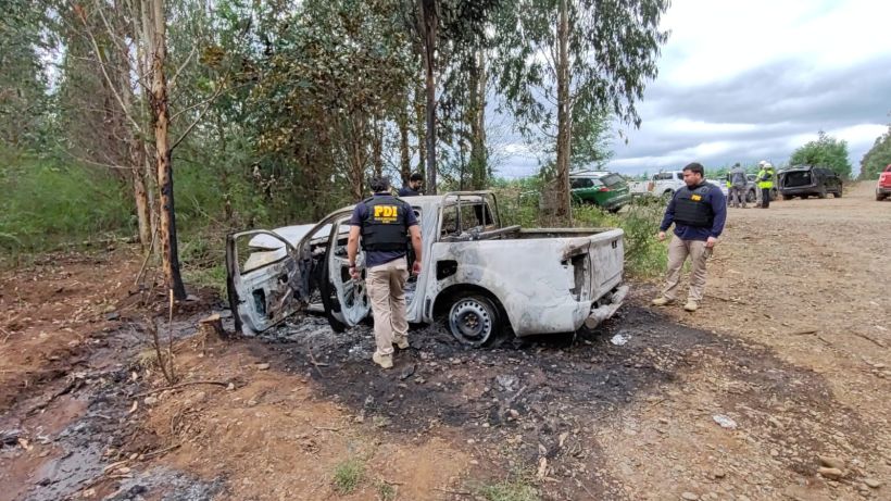 Atentado en Collipulli: queman camioneta de guardias forestales