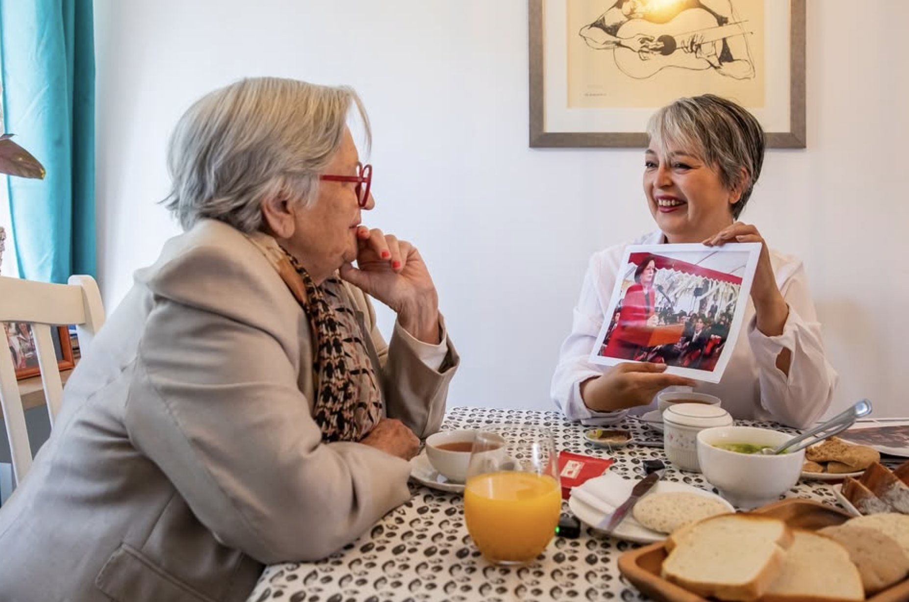 Jara se reunió con Luisa Durán para revisar programas sociales del gobierno de Lagos