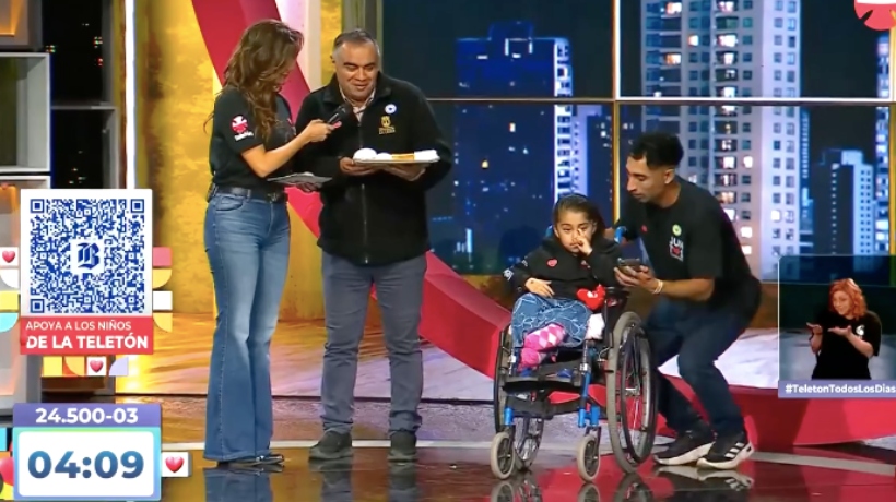 La Ligua llegó de madrugada al Teatro Teletón y entregó más de $25 millones a la campaña