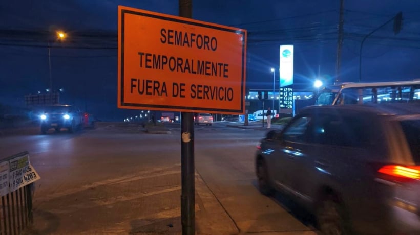 Semáforo en acceso al sector Valle Volcanes de Puerto Montt presentó falla crítica