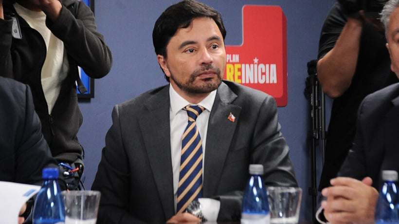 Carter se trasladó a la frontera con Perú tras solicitud de Kast por crisis migratoria