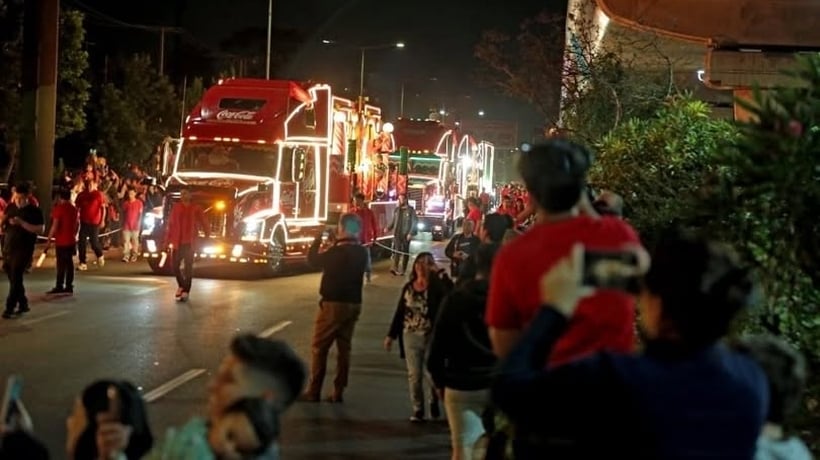Caravana Coca Cola llega este lunes a Puerto Montt con seis camiones
