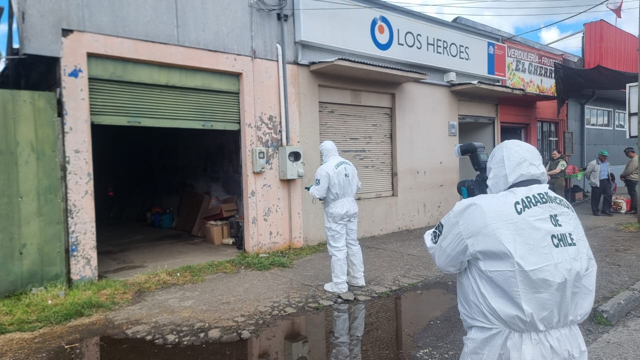 Frustran robo a caja de compensación en Cunco: Sujeto perforó una pared para ingresar