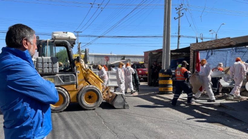Municipio de Calama demuele 'casa narco' después de reiterados allanamientos
