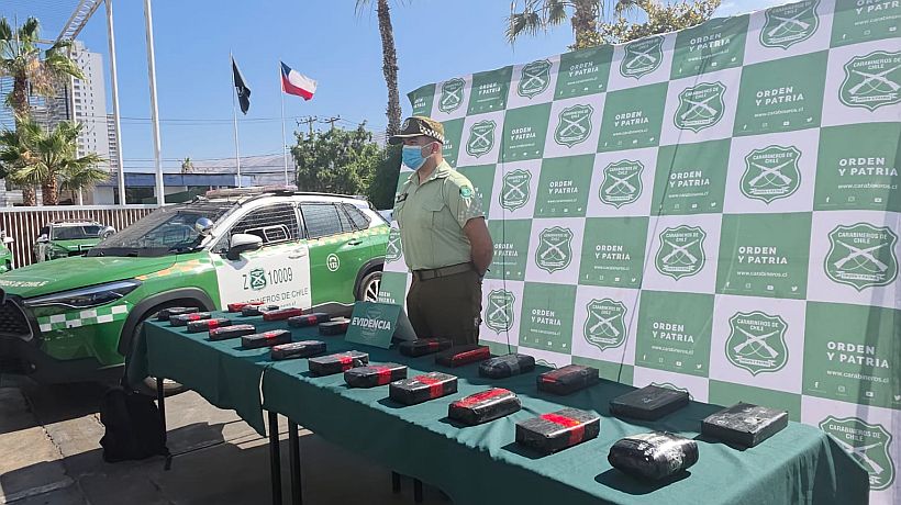 Decomisan más de 114 mil dosis de drogas y detienen a hombre en sector de Laguna Verde en Iquique