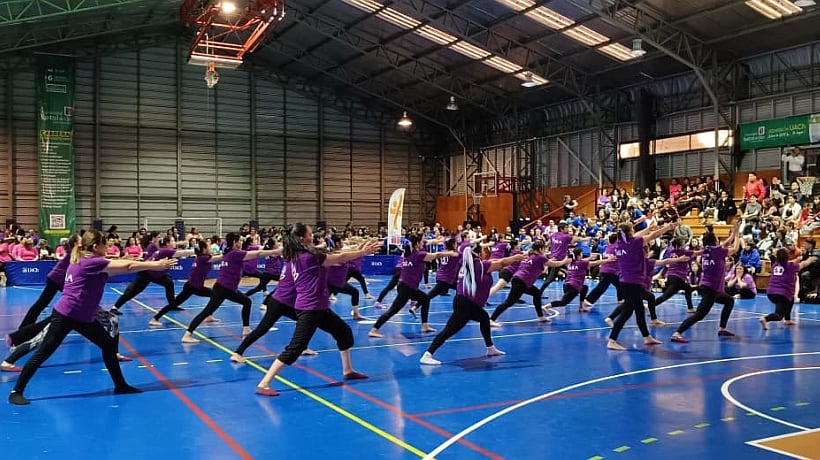 Muestra de coreografías reunió en Puerto Montt a 20 talleres deportivos de la región