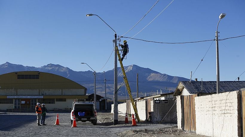 Anuncian interrupción del suministro eléctrico en la comuna de Colchane