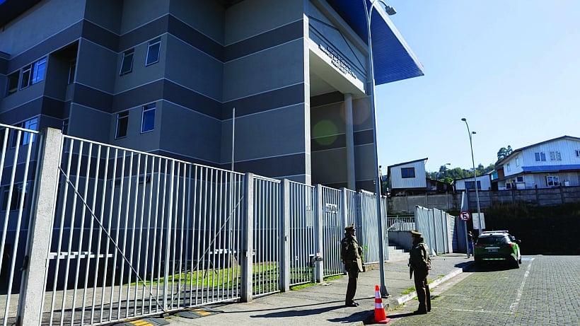 Culpable hallaron en Puerto Montt a hombre que intentó ahogar a su cónyuge en un balde con agua