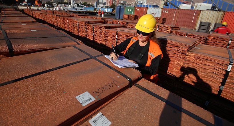 Otra alza anota el cobre y Fisco podría recibir US$2.000 millones extras en el 2026