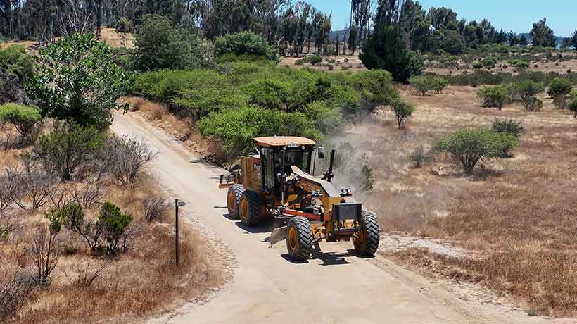 [FOTOS] Construyen más de 80 kilómetros de cortafuegos en la Reserva Nacional Lago Peñuelas