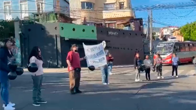 Vecinos se manifestaron por muerte de joven en Playa Ancha: exigen semáforo en el sector