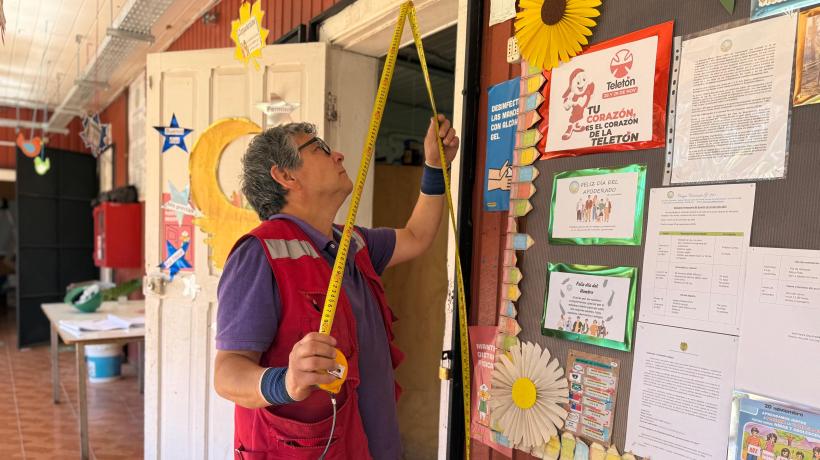 Un 60% de avance alcanzan mejoras en la infraestructura eléctrica en escuela de Santa Bárbara