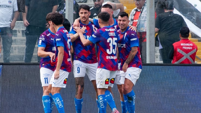 Universidad Católica anunció la renovación de Fernando Zampedri, Gary Medel y Branco Ampuero