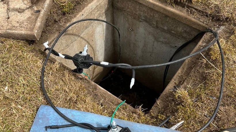 Reponen cableado de luminarias robado en ruta a Pelluco